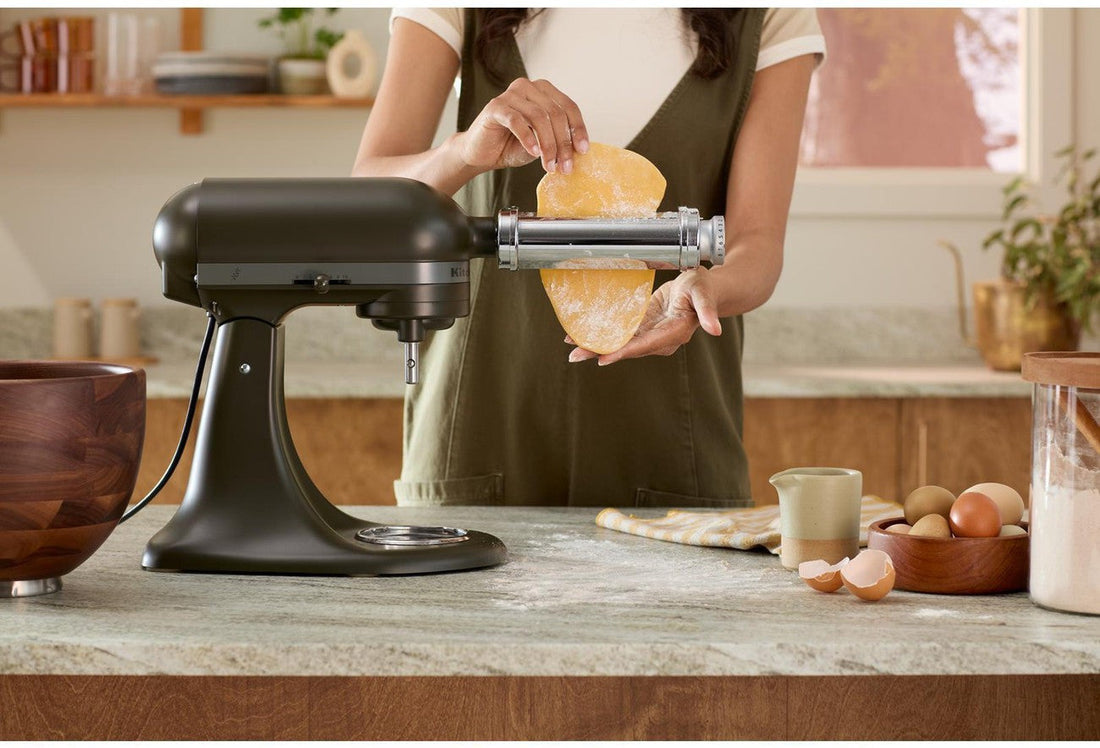 KitchenAid - 5 QT 2024 Design Series Evergreen Tilt-Head Stand Mixer - KSM180WSEG