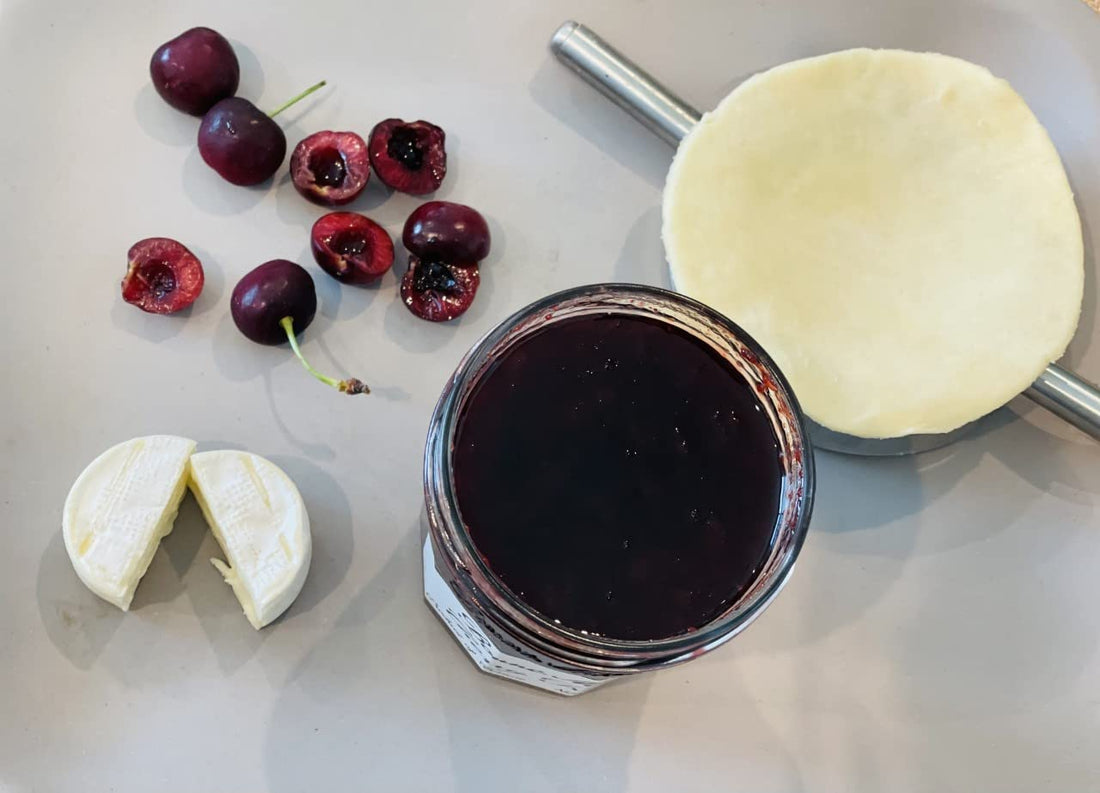 Kuchenprofi - 4" Stainless Steel Ravioli/Pierogi/Dumpling Press - K0803552800