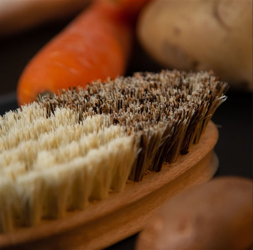 Kuchenprofi - 5.5" Vegetable Brush & Scrubber for Food with Wood Handle - K0973501000