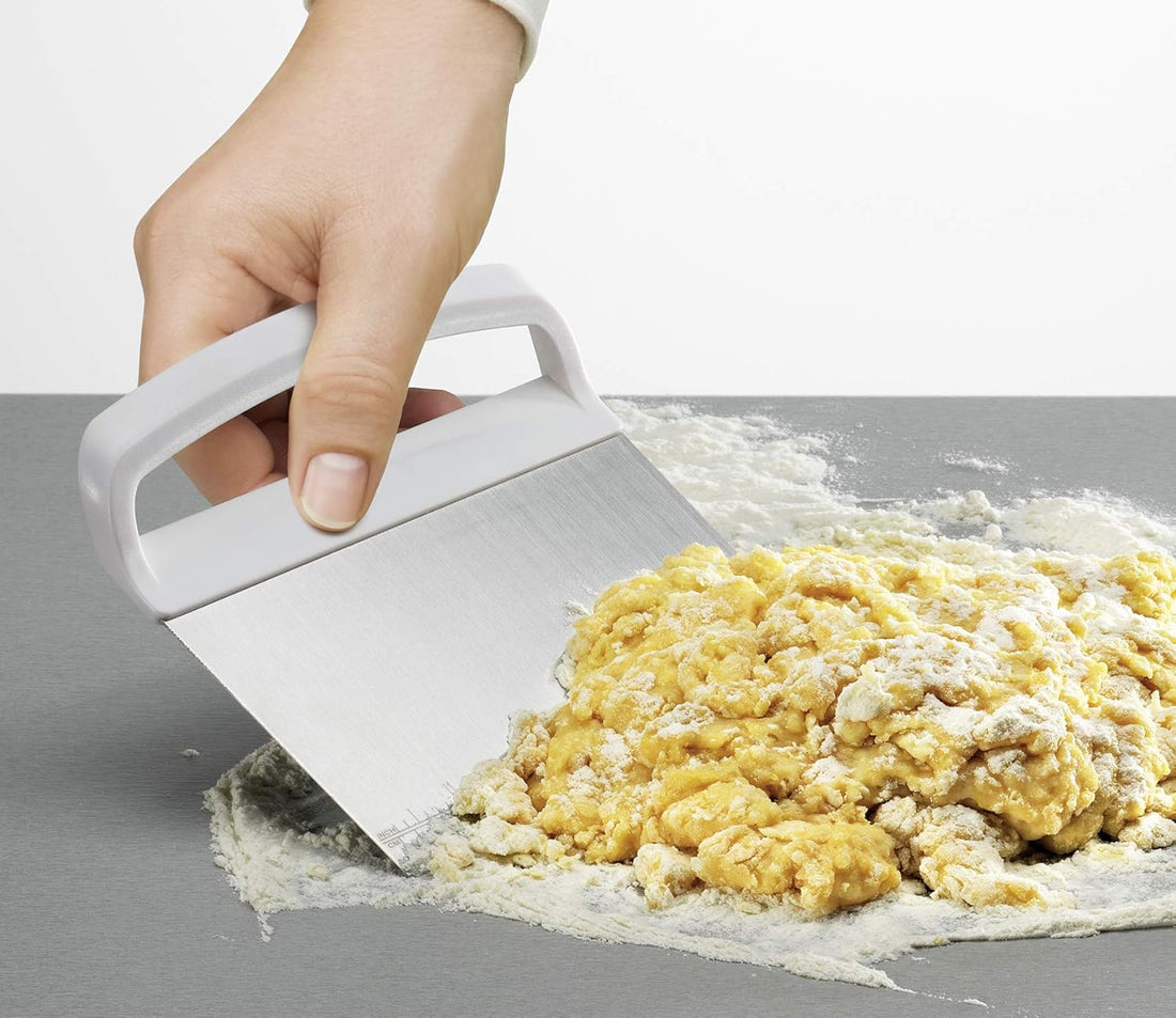 Kuchenprofi - Scraper 3 Pc Set with Dough Cutter, Curved Edge and Flat Edge Scraper - K0805820003