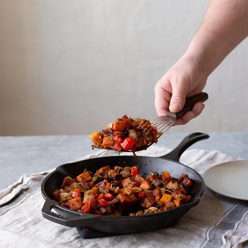 Lodge - 10" Chef Collection Cast Iron Skillet - LC10SKINT