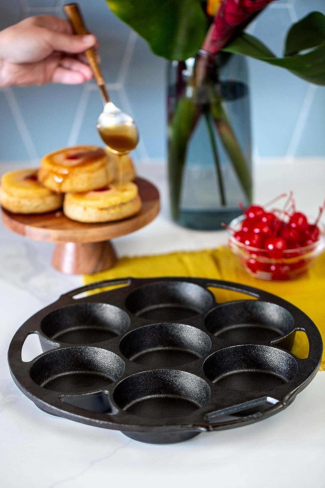 Lodge - Bakeware Mini Cake Pan - BW7MCPINT
