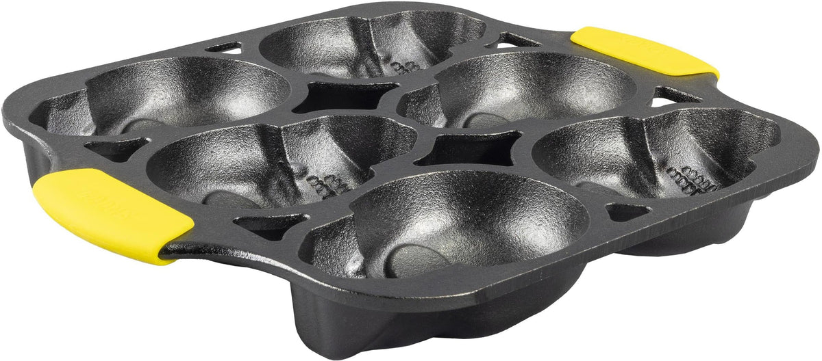 Lodge - Mini Skull Cake Pan with Silicone Grips - BWSKULLA1