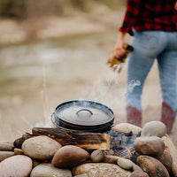Lodge - Yellowstone 12 Inch / 8 QT Deep Camp Dutch Oven - L12DCOYW