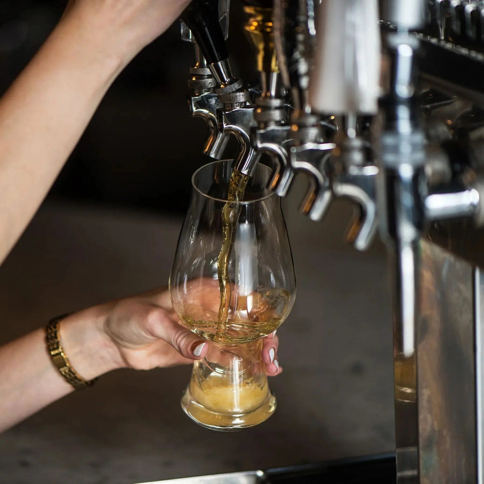 Luigi Bormioli - 18.25 Oz IPA Beer Birrateque, Pack of 24 - A11825BYL02AA01