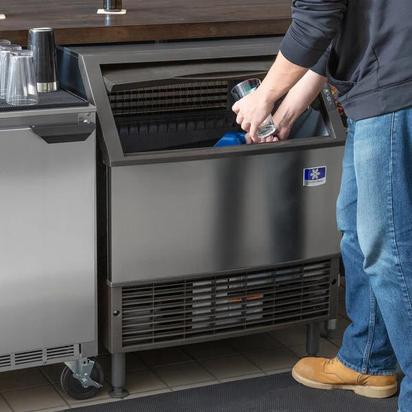 Manitowoc - 115V Volt Grounded Power Cord 30" Water Cooled Undercounter Dice Cube Ice Machine with 290 lbs Production Per 24 Hours - UDF0310W-161B