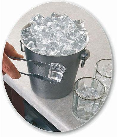 Manitowoc - 14.75" Air Cooled Undercounter Gourmet Cube Ice Machine with 25 lbs Bin - UCP0050A-161