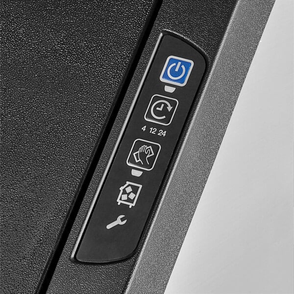 Manitowoc - 115V Volt Grounded Power Cord 26" Air Cooled Undercounter Half Dice Cube Ice Machine with 90 lb. Bin - UYF0140A-161B