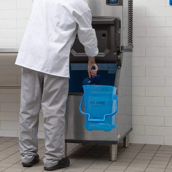 Manitowoc - 264 lbs D-Style Ice Storage Bin - D320