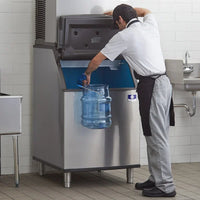 Manitowoc - 532 lbs D-Style Ice Storage Bin - D570