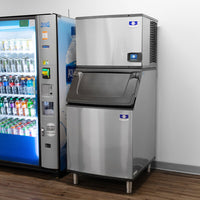 Manitowoc - Indigo NXT 120V 30" Air Cooled Half Dice Cube Ice Machine with Luminice II Built In - IYT0500A-161X