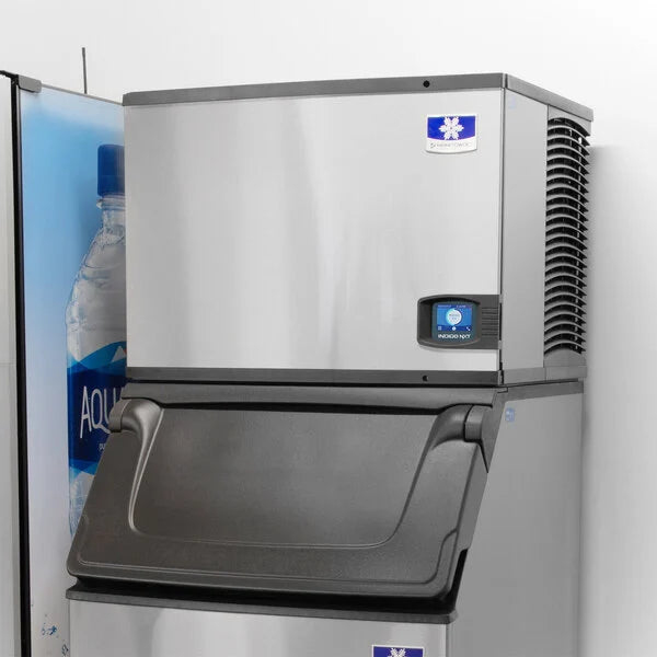 Manitowoc - Indigo NXT 120V 30" Water Cooled Full Dice Cube Ice Machine with 550 lbs Production Per 24 Hours - IDT0500W-161
