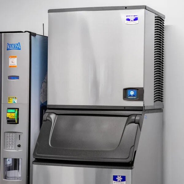 Manitowoc - Indigo NXT 208-240V 30" Water Cooled Full Dice Cube Ice Machine With 1078 lbs/24 Hr - IDT1200W-261