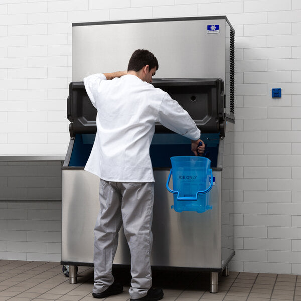 Manitowoc - Indigo NXT 208-240V, 3Ph, 48" Air Cooled Half Dice Cube Ice Machine With 1800 lbs/24 Hr - IYT1500A-263E