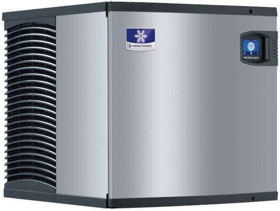 Manitowoc - Indigo NXT 240V 22" Water Cooled Regular Cube Ice Machine with 575 lbs Production Per 24 Hours - IRT0620W-251