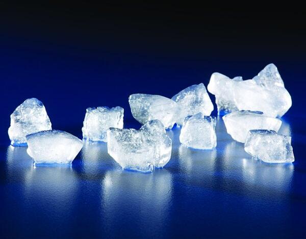 Manitowoc - NEO 120V 35" Air Cooled Countertop Nugget Ice Maker and 10 lbs. Bin with CNP Solid Panel - CNF0201A-161N