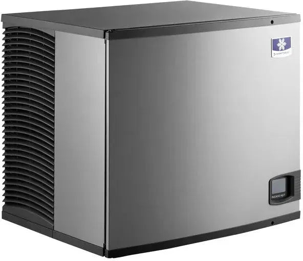 Manitowoc - Space Maker 208-240V 34" Water Cooled Half Dice Cube Ice Machine With 900 lbs Production Per 24 Hours - IYT0900W-261V
