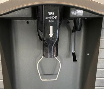 Manitowoc - Touchless Lever Activated Ice Chute, for SPA & SFA Hotel Ice Dispensers - K00523