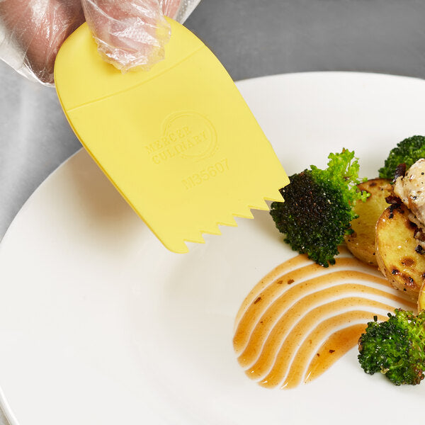 Mercer - 3.75" X 2.5" Silicone Yellow Graduated Saw Tooth Wedge Plating Tool - M35632