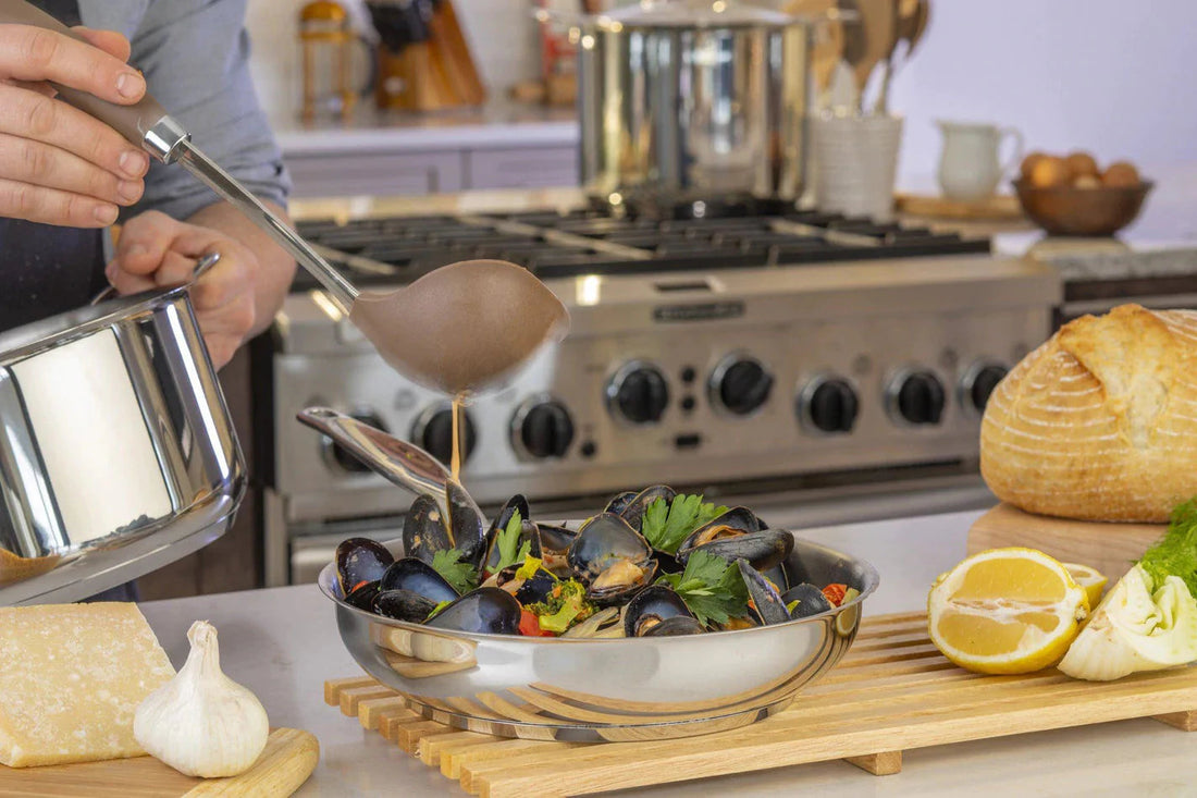 Meyer - 11 PC Confederation Series Cookware Set - 2401-11-00