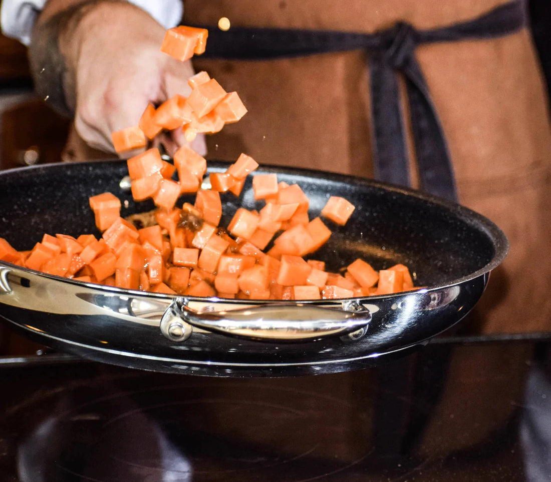 Meyer - 12.5" Accolade Series Non-Stick Fry Pan 32cm - 2217-32-00