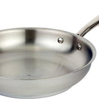 Meyer - 4 L Accolade Series Sauce Pan with Lid - 2206-22-04