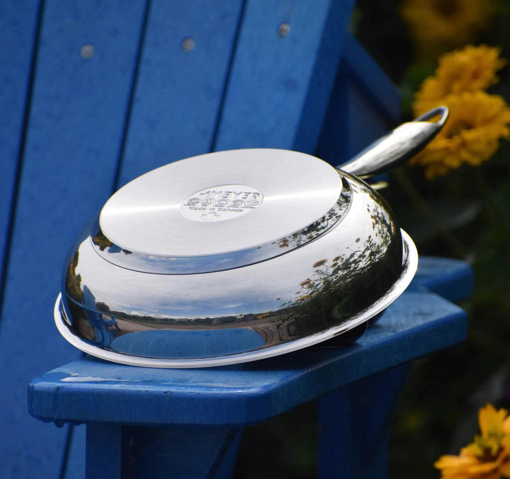 Meyer - 9.5" Accolade Stainless Steel Fry Pan 24 cm - 2214-24-00