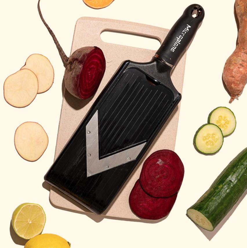 Microplane - Adjustable V-Slicer with Julienne Blade - 48040