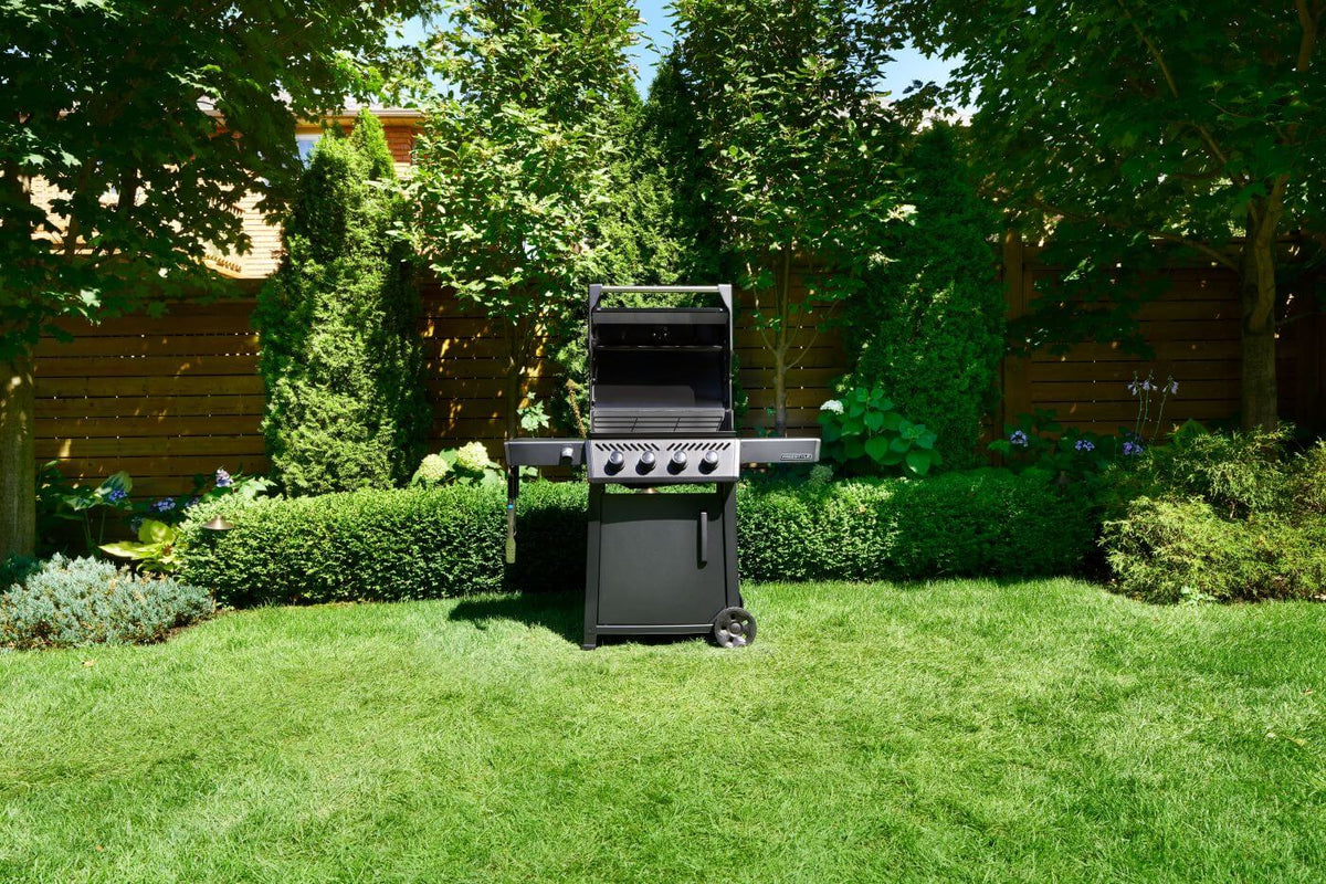 Napoleon - Freestyle™ 425 Natural Gas Grill, Matte Black - F425DNMK-1