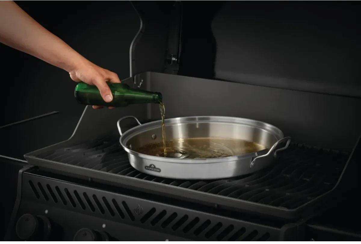 Napoleon - PRO Chicken Infusion Roaster - 56067