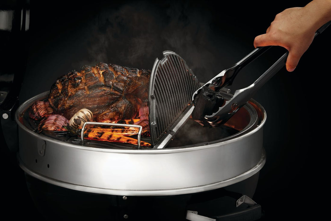 Napoleon - PRO22 Charcoal Kettle Grill, Black - PRO22K-LEG-3