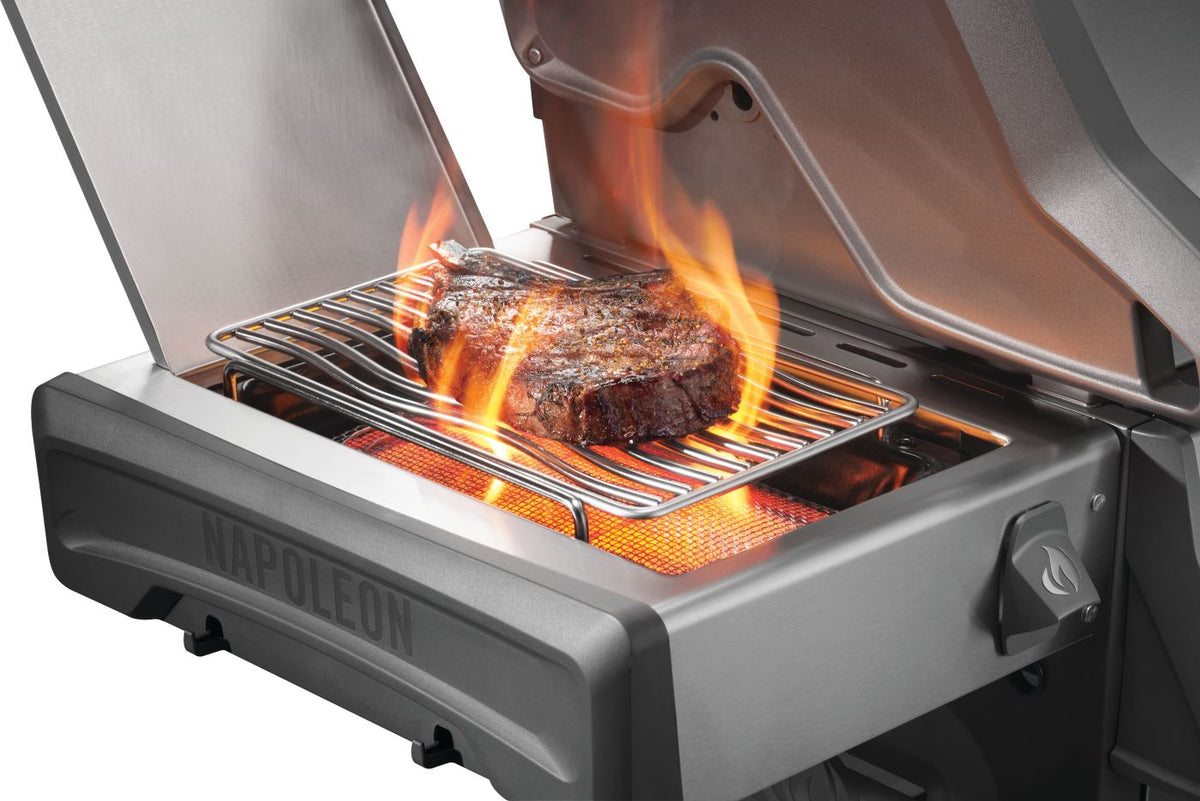 Napoleon - Rogue® PRO 625 Natural Gas Grill with Infrared Side Burner, Stainless Steel - RP625SIBNSS-2