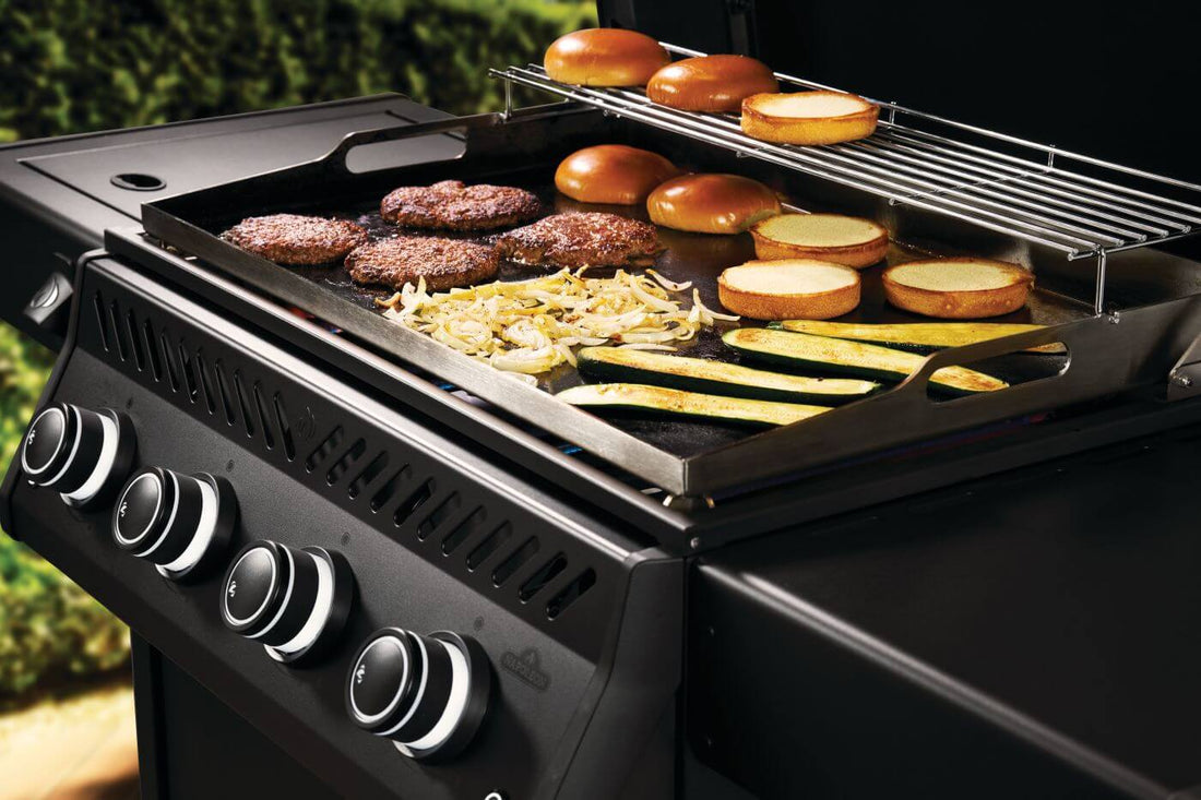 Napoleon - Rogue® PRO Phantom 30 Inch Griddle, Rust-Resistant Stainless Steel Cooktop, Natural Gas - RP30FTNK-PHM