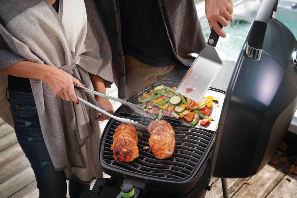 Napoleon - TravelQ™ PRO285E Portable Electric Grill, Black - PRO285E-BK