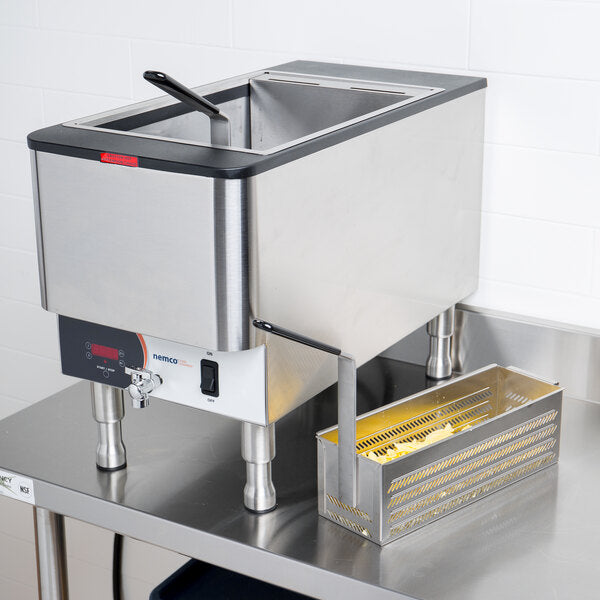 Nemco - 240V 2.5 Gallon Countertop Electric Pasta Cooker or Boiling Unit - 6760-240 (ETA 4-6 Weeks)