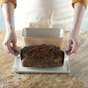 Nordic Ware - 9" Meatloaf Pan with Lifting Trivet - 41484