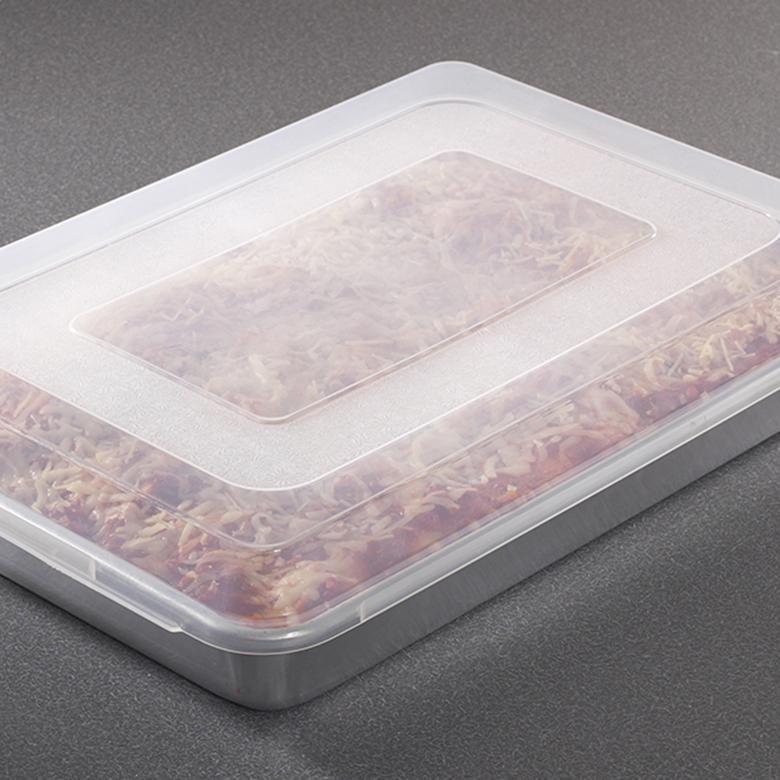 Nordic Ware - High Sided Sheetcake Pan with Lid - 50540