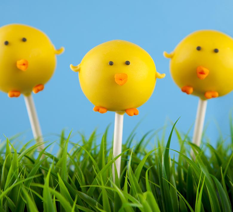 Nordic Ware - Original Cake Pops Baking Pan with 24 Sticks - 41462