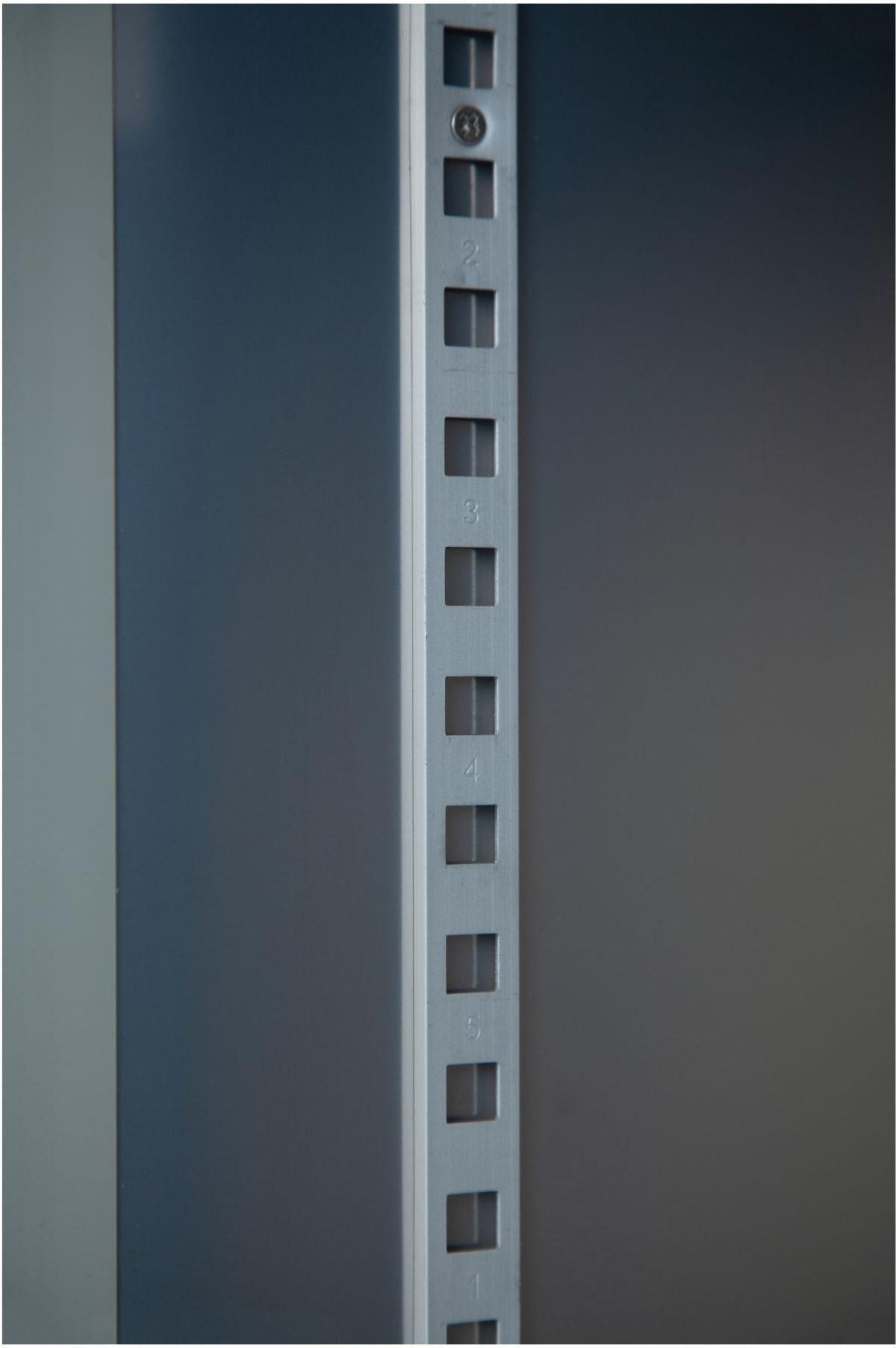 Noriota - 54" 2 Solid Doors Commercial Reach-In Refrigerator - NR49