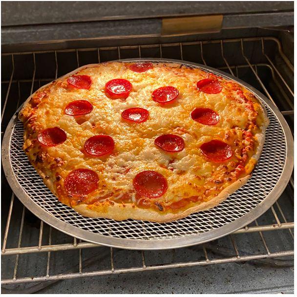 Norpro - 16" Aluminum Pizza Crisper - 8553
