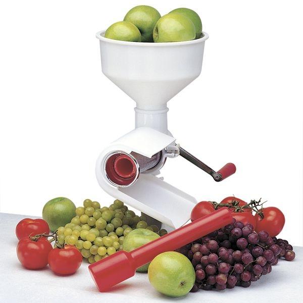 Norpro - 3 QT Sauce Master - 1951