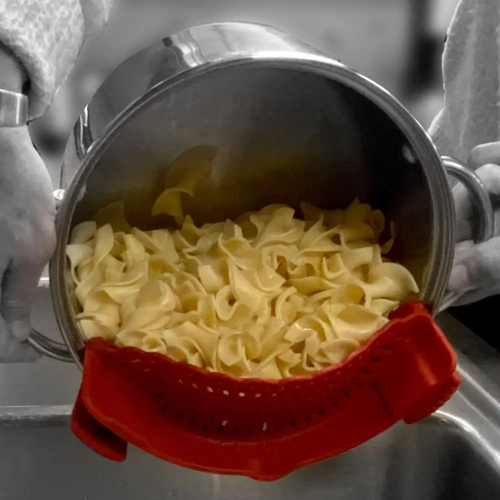 Norpro - Clip On Silicone Strainer - 2185
