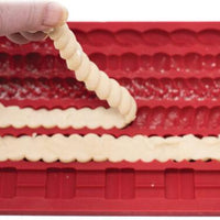 Norpro - Silicone Pie Edge Mold with Scraper - 3238