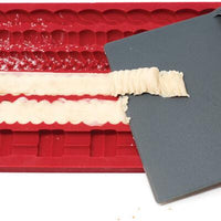 Norpro - Silicone Pie Edge Mold with Scraper - 3238