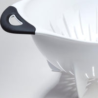 OXO - 4 QT Colander - 38281WH