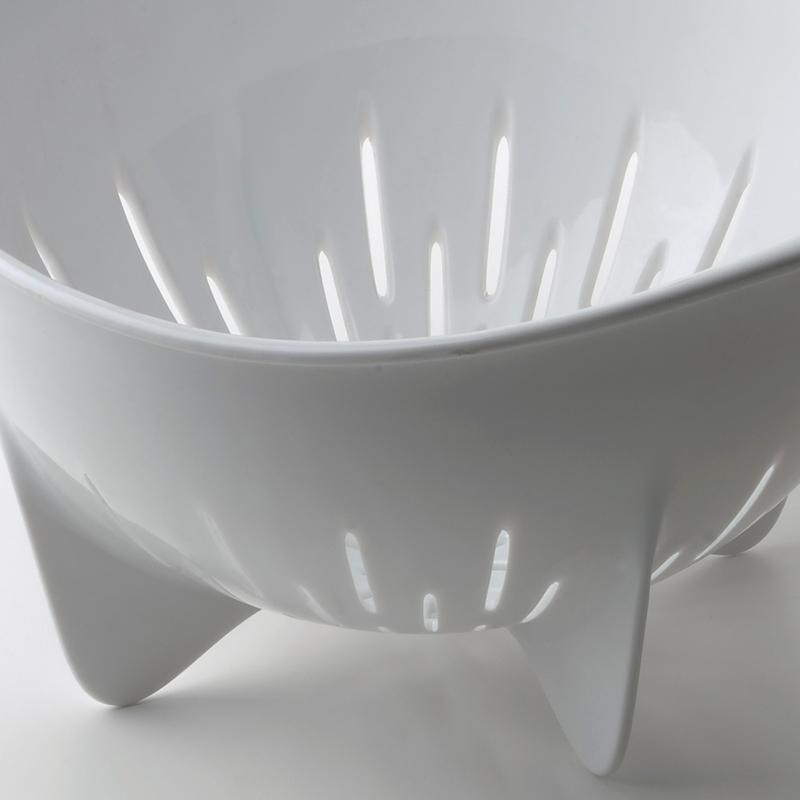 OXO - 4 QT Colander - 38281WH