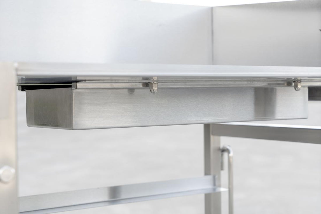 Omcan - 17.5″ x 24″ x 42″ Stainless Steel French Fry Dump Station - 48179