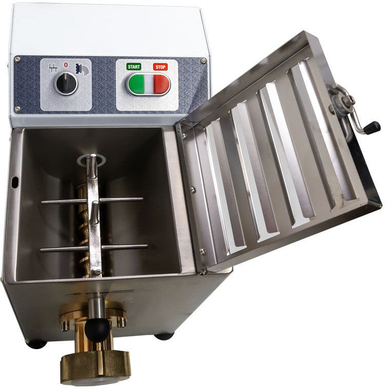 Omcan - 3.74 lbs Capacity Heavy-Duty Countertop Pasta Machine - PM-IT-0004