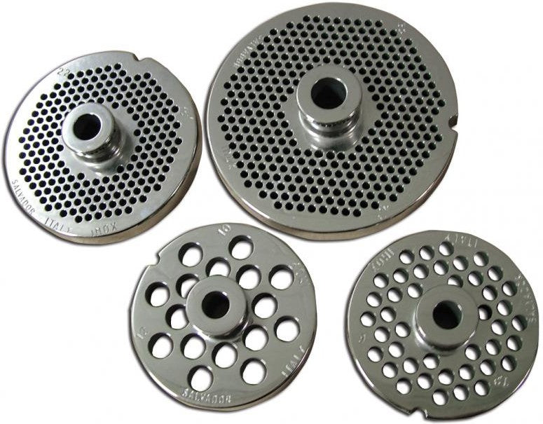 Omcan - 43563 European Style #32 Round Stainless Steel Plate with Hub and 3.2 mm (0.125″) Three Notches, Pack of 2 -