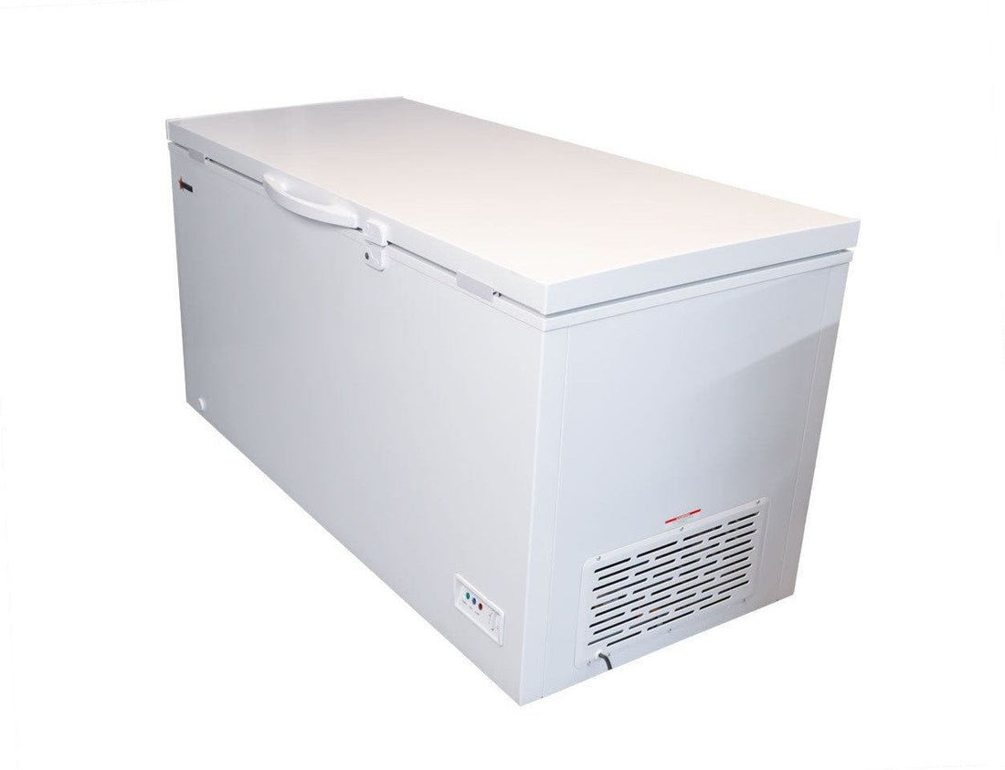 Omcan - 60" 15.4 Cu. Ft Chest Freezer With Solid Flat Top - 46504